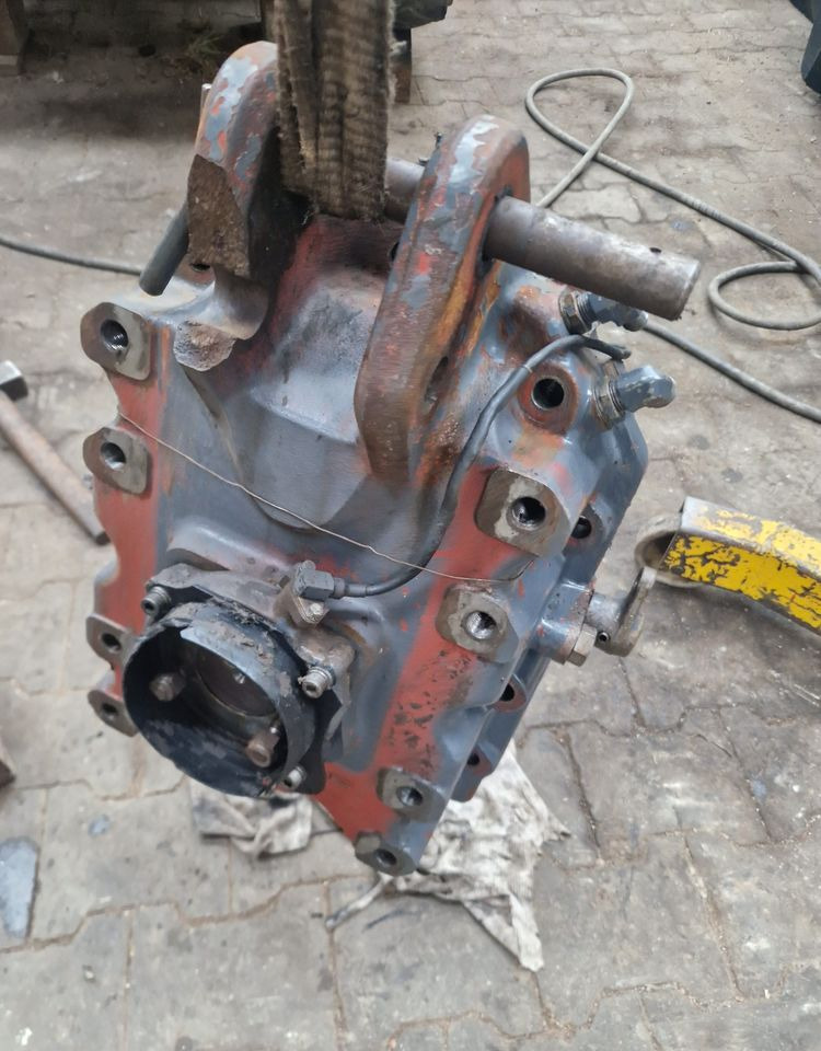 Części do Ciągnika New Holland NH TM, M Kompletna Obudowa WOM New Holland TM120,TM130,TM140,TM155,Case MXM 120, - Transmisie pre Poľnohospodárske stroje: obrázok 1 Części do Ciągnika New Holland NH TM, M Kompletna Obudowa WOM New Holland TM120,TM130,TM140,TM155,Case MXM 120, - Transmisie pre Poľnohospodárske stroje: obrázok 1