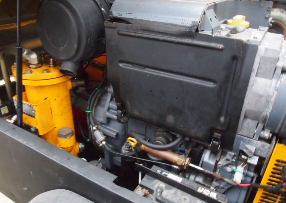 Kompresor Ingersoll Rand IR P130WD 2000 Kompresor Ingersoll Rand P130WD 30 kW - Vzduchový kompresor: obrázok 5 Kompresor Ingersoll Rand IR P130WD 2000 Kompresor Ingersoll Rand P130WD 30 kW - Vzduchový kompresor: obrázok 5