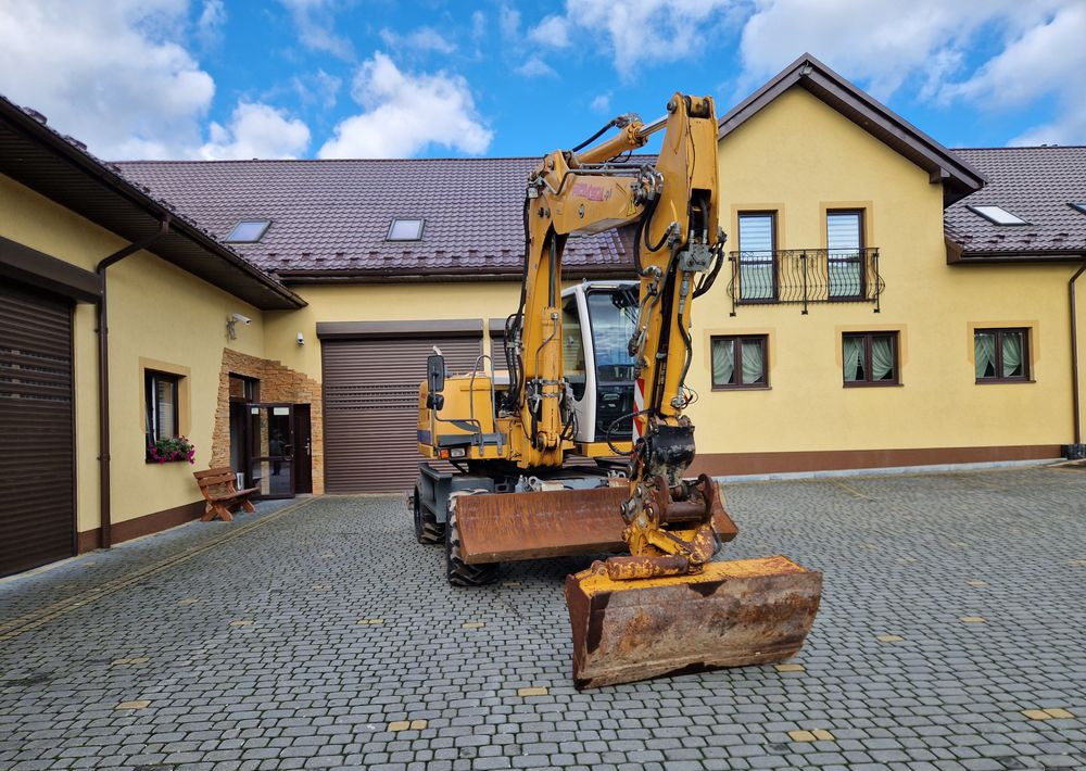 Koparka kołowa Liebherr A311 2008 Liebherr - Kolesové rýpadlo: obrázok 3 Koparka kołowa Liebherr A311 2008 Liebherr - Kolesové rýpadlo: obrázok 3
