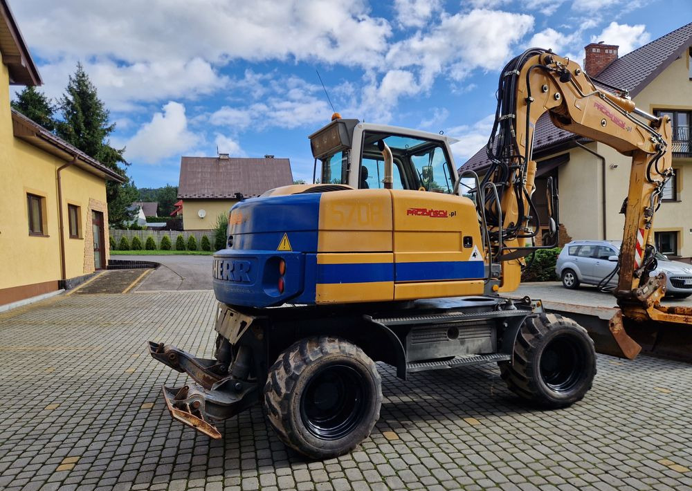 Koparka kołowa Liebherr A311 2008 Liebherr - Kolesové rýpadlo: obrázok 4 Koparka kołowa Liebherr A311 2008 Liebherr - Kolesové rýpadlo: obrázok 4