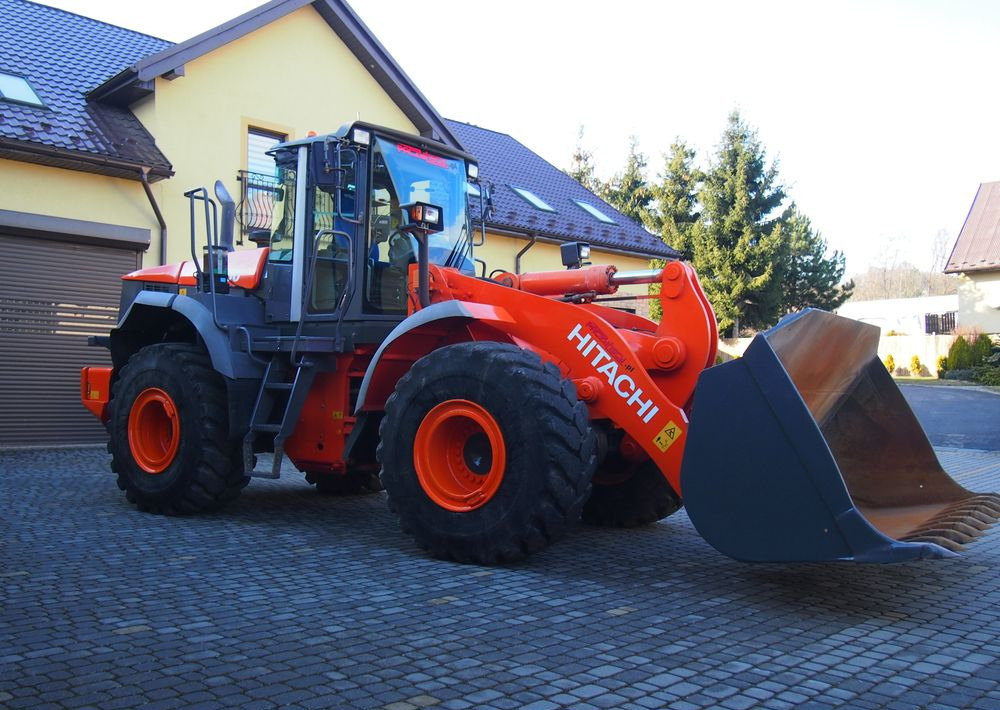 Ładowarka Hitachi ZW250 2010 Ładowarka Hitachi Waga, Centralne smarowanie - Kolesový nakladač: obrázok 3 Ładowarka Hitachi ZW250 2010 Ładowarka Hitachi Waga, Centralne smarowanie - Kolesový nakladač: obrázok 3