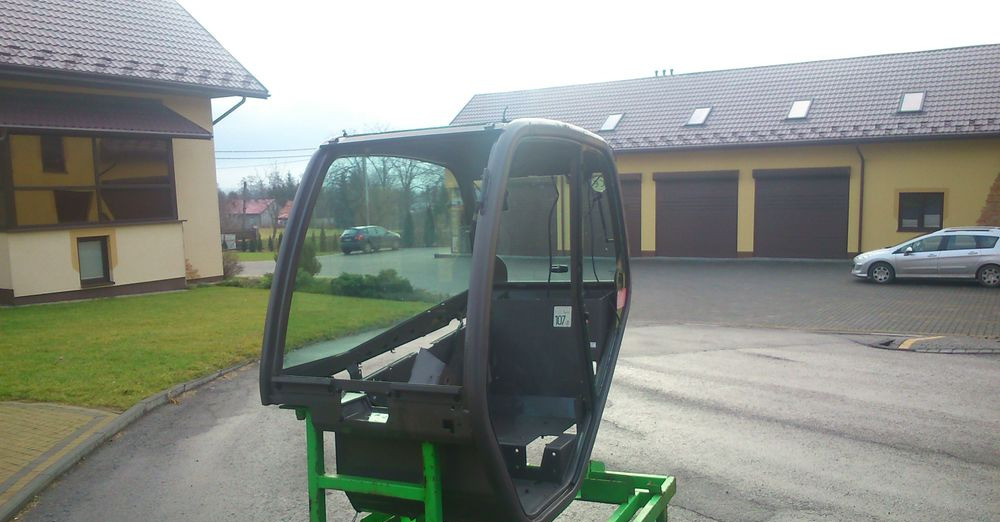Ładowarka teleskopowa Manitou MT, MLT 2005 Kabina do Manitou - Kabína pre Manipulačná technika: obrázok 4 Ładowarka teleskopowa Manitou MT, MLT 2005 Kabina do Manitou - Kabína pre Manipulačná technika: obrázok 4