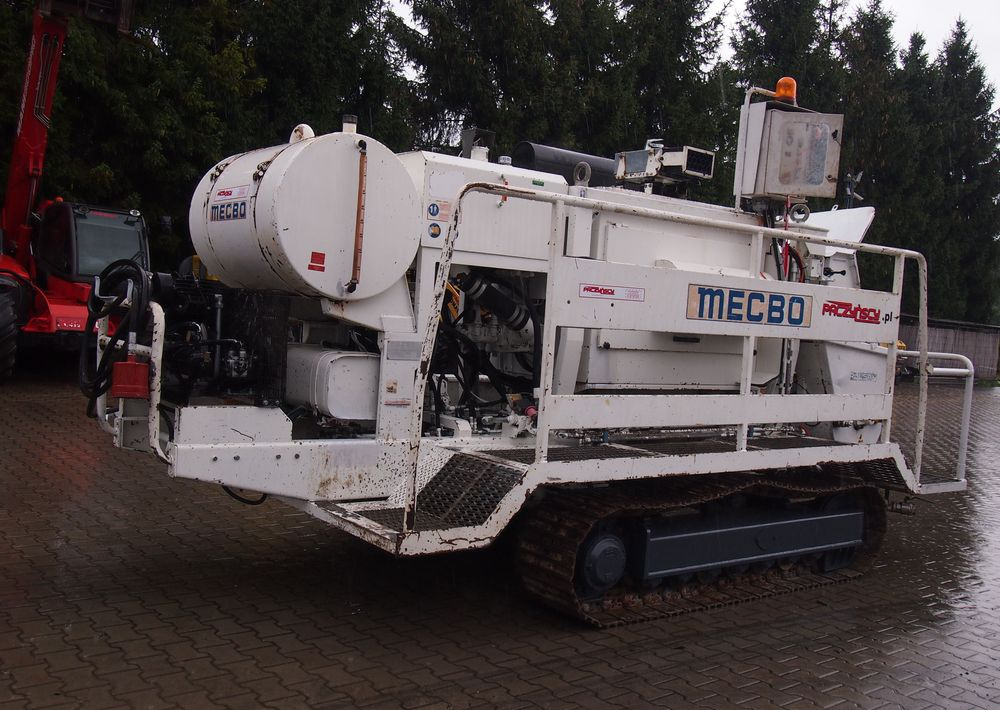 Stacionárne čerpadlo betónu Pompa do betonu Mecbo Cartrack P4,65 APV 70bar 2009 Pompa do betonu MECBO P4,65 na gąsienicach: obrázok 13 Stacionárne čerpadlo betónu Pompa do betonu Mecbo Cartrack P4,65 APV 70bar 2009 Pompa do betonu MECBO P4,65 na gąsienicach: obrázok 13