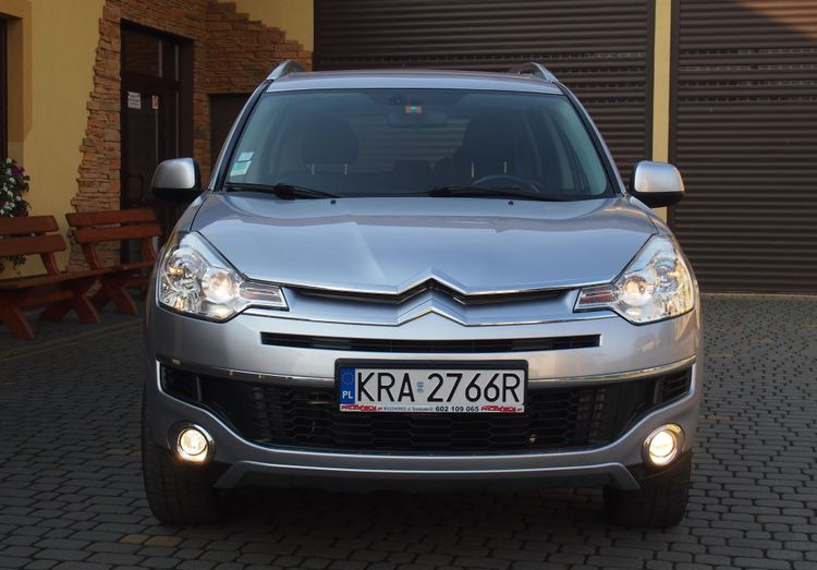 Samochód Citroen C-Crosser 2.2 HDI 2010 Samochód osobowy SUW 4x4 - Automobil: obrázok 4 Samochód Citroen C-Crosser 2.2 HDI 2010 Samochód osobowy SUW 4x4 - Automobil: obrázok 4