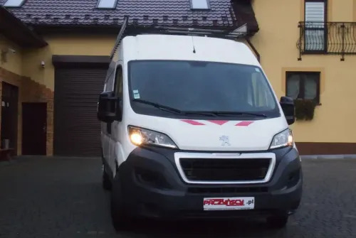 Samochody dostawcze Peugeot Boxer 2015 - Furgon: obrázok 3 Samochody dostawcze Peugeot Boxer 2015 - Furgon: obrázok 3