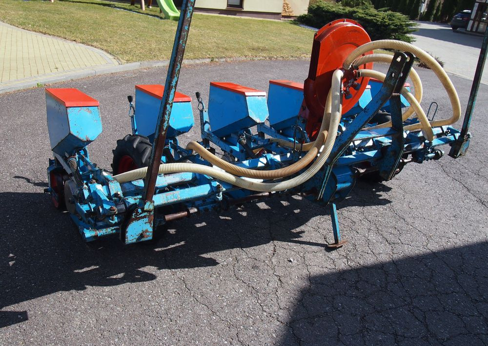 Siewnik Monosem do kukurydzy ,buraków i słonecznika - Přesný sejací stroj: obrázok 3 Siewnik Monosem do kukurydzy ,buraków i słonecznika - Přesný sejací stroj: obrázok 3