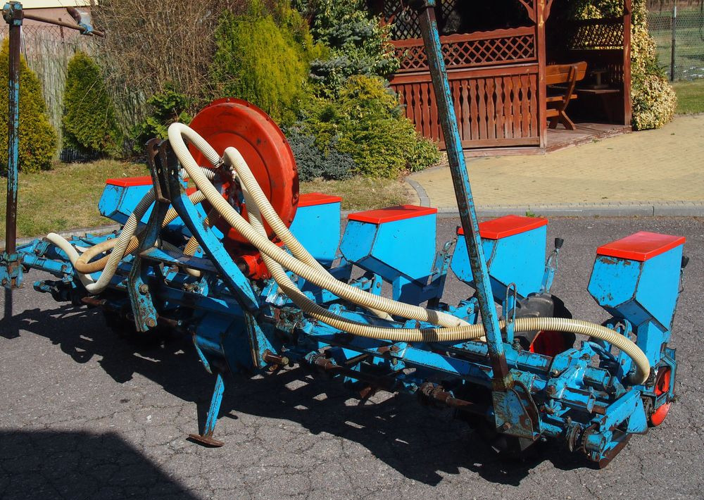 Siewnik Monosem do kukurydzy ,buraków i słonecznika - Přesný sejací stroj: obrázok 2 Siewnik Monosem do kukurydzy ,buraków i słonecznika - Přesný sejací stroj: obrázok 2