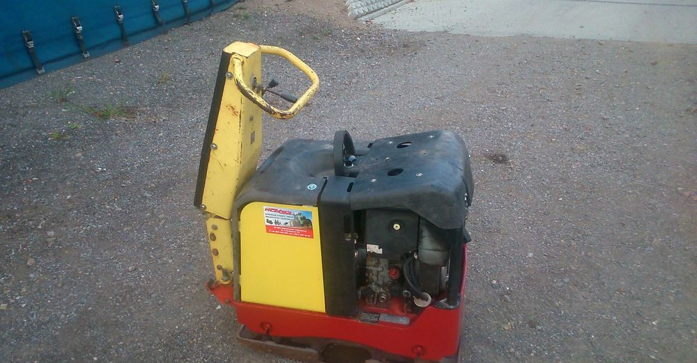 Ubijarka Dynapac LH 300 2006 - Vibračná doska: obrázok 2 Ubijarka Dynapac LH 300 2006 - Vibračná doska: obrázok 2