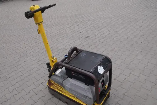 Ubijarka Wacker 4045 2011 - Vibračná doska: obrázok 1 Ubijarka Wacker 4045 2011 - Vibračná doska: obrázok 1