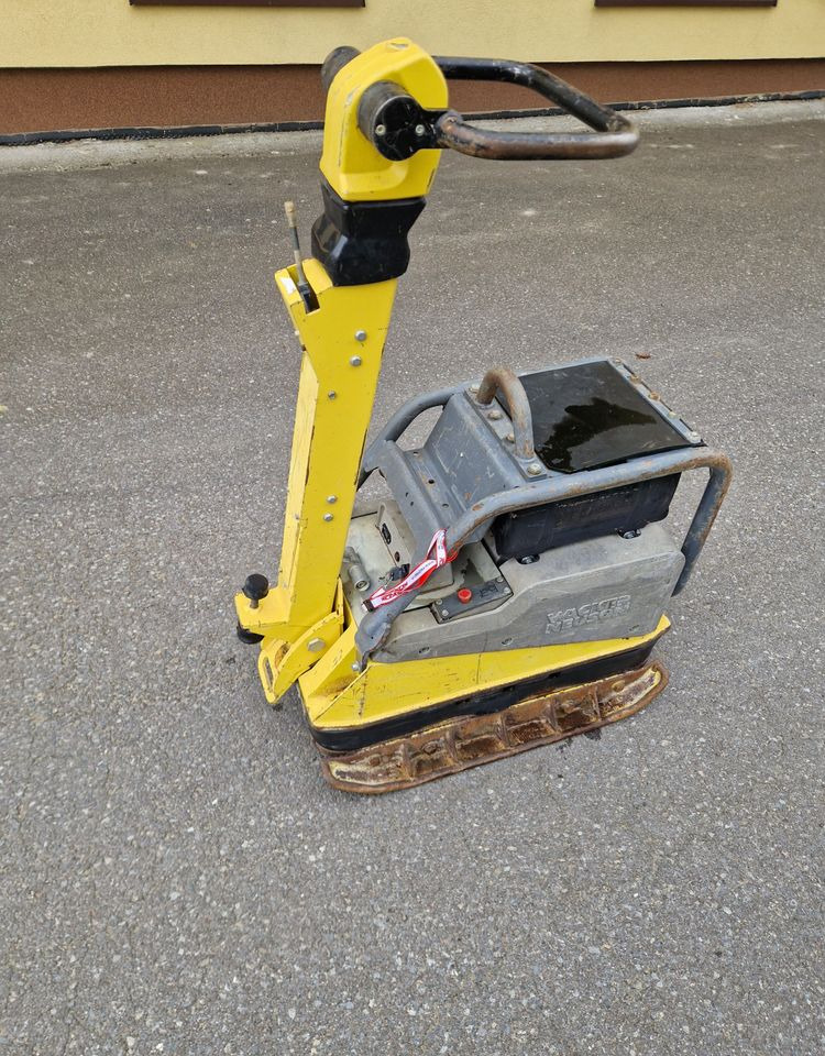 Ubijarka Wacker DPU 4545 2018 Ubijarka zagęszczarka płyta Wacker DPU 4545 - Vibračná doska: obrázok 1 Ubijarka Wacker DPU 4545 2018 Ubijarka zagęszczarka płyta Wacker DPU 4545 - Vibračná doska: obrázok 1