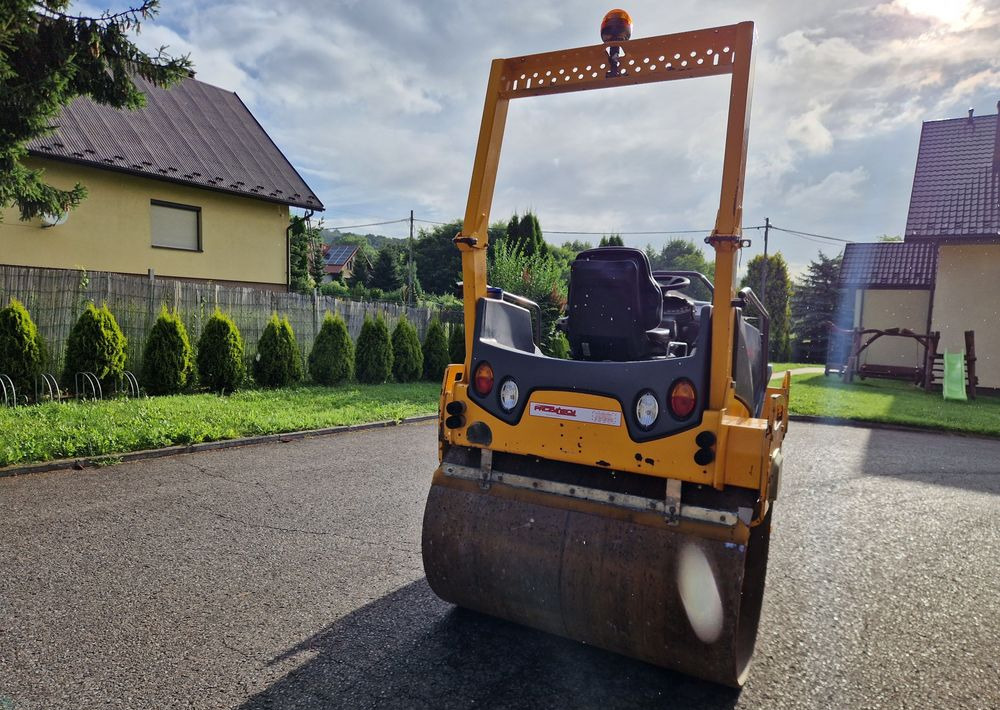 Walec Hamm HD14VV 2014 Walec HAMM HD 14VV silnik KUBOTA - Valec: obrázok 5 Walec Hamm HD14VV 2014 Walec HAMM HD 14VV silnik KUBOTA - Valec: obrázok 5