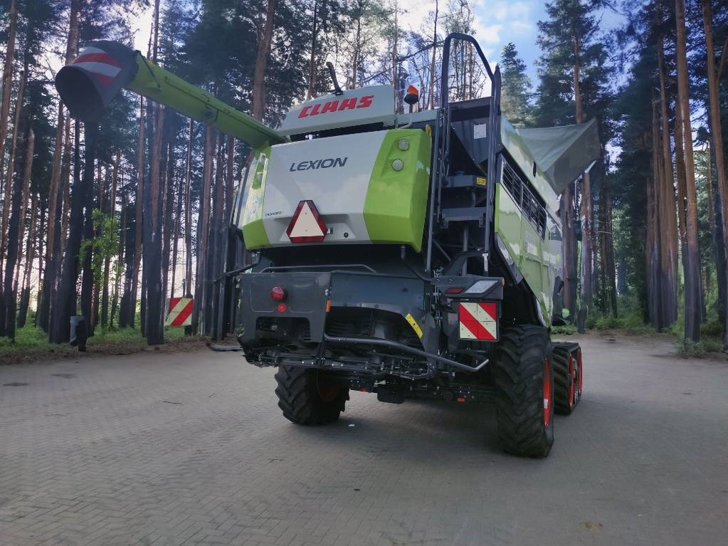 Claas Lexion 8700 TT - Obilný kombajn: obrázok 5 Claas Lexion 8700 TT - Obilný kombajn: obrázok 5