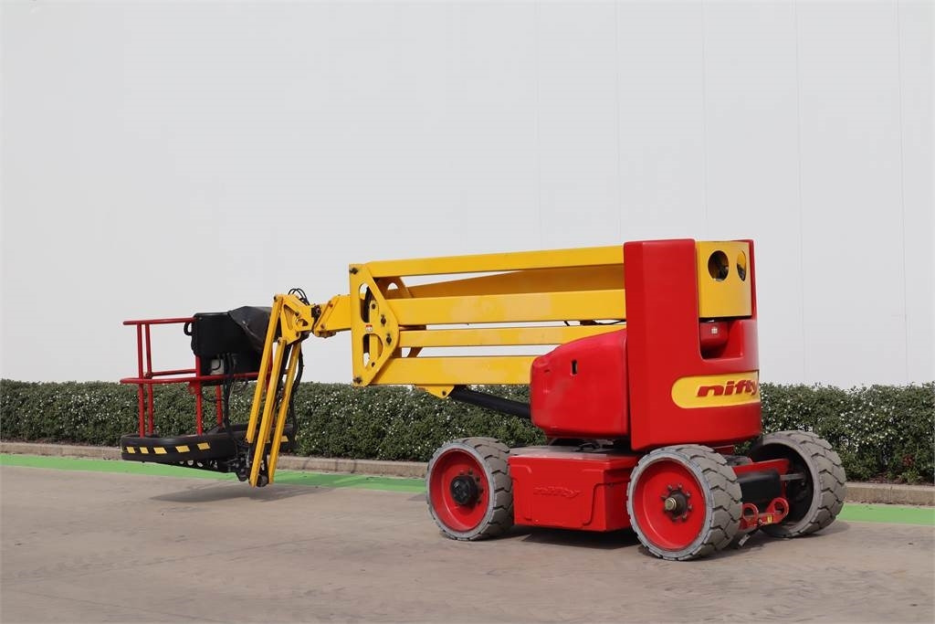 Niftylift HR17NE - Kĺbová pracovná plošina: obrázok 3 Niftylift HR17NE - Kĺbová pracovná plošina: obrázok 3