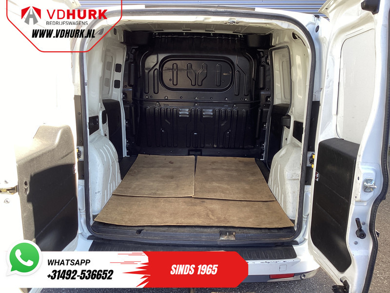 Fiat Dobló Cargo 1.6 MJ 105 pk EXPORT ONLY Airco/ PDC/ Trekhaak - Malá dodávka: obrázok 5 Fiat Dobló Cargo 1.6 MJ 105 pk EXPORT ONLY Airco/ PDC/ Trekhaak - Malá dodávka: obrázok 5