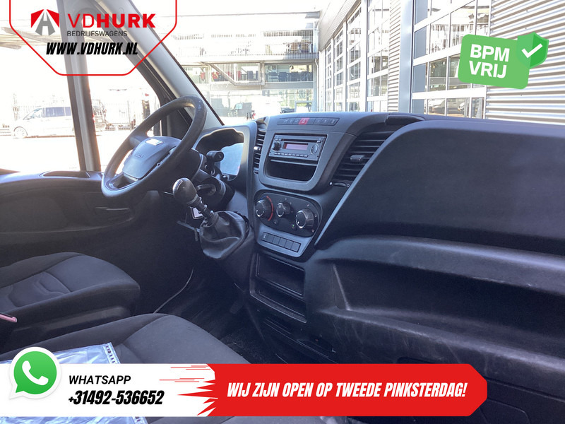 Iveco Daily 35C13V 2.3 L2H2 EXPORT ONLY Dubbel lucht/ 3.5t Trekverm./ Airco/ 3 Persoons/ Gev. Stoel/ Trekhaak - Furgon: obrázok 3 Iveco Daily 35C13V 2.3 L2H2 EXPORT ONLY Dubbel lucht/ 3.5t Trekverm./ Airco/ 3 Persoons/ Gev. Stoel/ Trekhaak - Furgon: obrázok 3