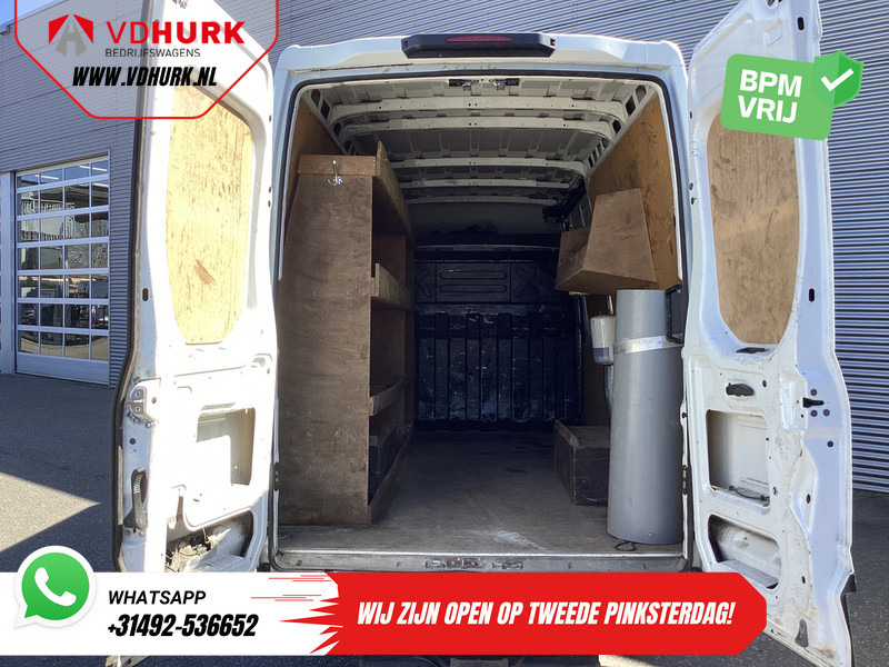 Iveco Daily 35C13V 2.3 L2H2 EXPORT ONLY Dubbel lucht/ 3.5t Trekverm./ Airco/ 3 Persoons/ Gev. Stoel/ Trekhaak - Furgon: obrázok 5 Iveco Daily 35C13V 2.3 L2H2 EXPORT ONLY Dubbel lucht/ 3.5t Trekverm./ Airco/ 3 Persoons/ Gev. Stoel/ Trekhaak - Furgon: obrázok 5