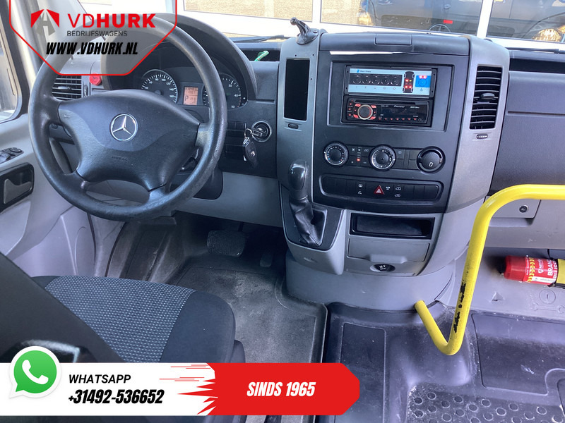 Mercedes-Benz Sprinter 313 2.2 CDI Aut. L2H2 €10.648,- Incl. BTW BPM VRIJ! EXPORT ONLY Rolstoelvervoer/ Combi/ 9 Persoons/ Kombi/ 9P/ Airco/ Rolstoelli - Minibus, Mikrobus: obrázok 3 Mercedes-Benz Sprinter 313 2.2 CDI Aut. L2H2 €10.648,- Incl. BTW BPM VRIJ! EXPORT ONLY Rolstoelvervoer/ Combi/ 9 Persoons/ Kombi/ 9P/ Airco/ Rolstoelli - Minibus, Mikrobus: obrázok 3