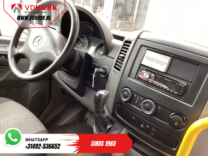 Mercedes-Benz Sprinter 313 2.2 CDI Aut. L2H2 €11.132 Incl. BTW BPM VRIJ! Combi/ 9 Persoons/ Kombi/ 9P/ Airco/ Rolstoellift - Minibus, Mikrobus: obrázok 3 Mercedes-Benz Sprinter 313 2.2 CDI Aut. L2H2 €11.132 Incl. BTW BPM VRIJ! Combi/ 9 Persoons/ Kombi/ 9P/ Airco/ Rolstoellift - Minibus, Mikrobus: obrázok 3