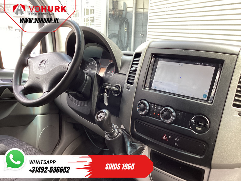 Mercedes-Benz Sprinter 313 2.2 CDI L3H2 EXPORT ONLY Airco/ Cruise/ Camera/ Carplay/ Trekhaak - Furgon: obrázok 3 Mercedes-Benz Sprinter 313 2.2 CDI L3H2 EXPORT ONLY Airco/ Cruise/ Camera/ Carplay/ Trekhaak - Furgon: obrázok 3