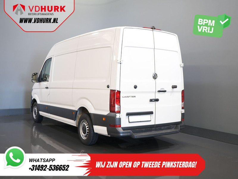 Volkswagen Crafter 35 2.0 TDI 140 pk L3H3 BPM VRIJ! 270Gr. Deuren/ Carplay/ Climate/ Camera/ Cruise - Furgon: obrázok 2 Volkswagen Crafter 35 2.0 TDI 140 pk L3H3 BPM VRIJ! 270Gr. Deuren/ Carplay/ Climate/ Camera/ Cruise - Furgon: obrázok 2