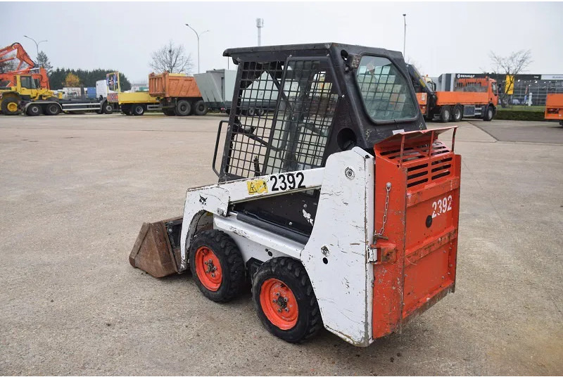Bobcat S70 - Šmykom riadený nakladač: obrázok 3 Bobcat S70 - Šmykom riadený nakladač: obrázok 3