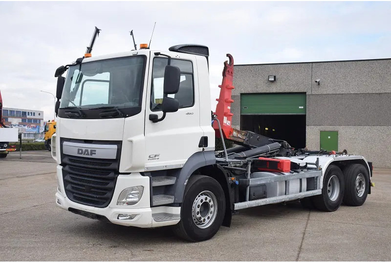 DAF CF 460 - Hákový nosič kontajnerov: obrázok 1 DAF CF 460 - Hákový nosič kontajnerov: obrázok 1