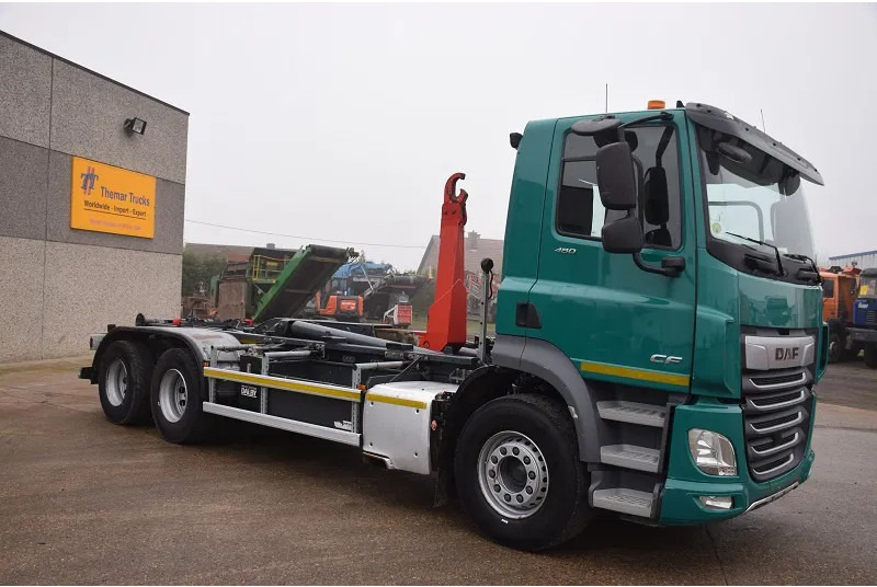 DAF CF 480 - Hákový nosič kontajnerov: obrázok 5 DAF CF 480 - Hákový nosič kontajnerov: obrázok 5