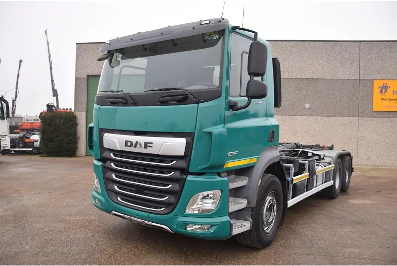 DAF CF 480 - Hákový nosič kontajnerov: obrázok 3 DAF CF 480 - Hákový nosič kontajnerov: obrázok 3