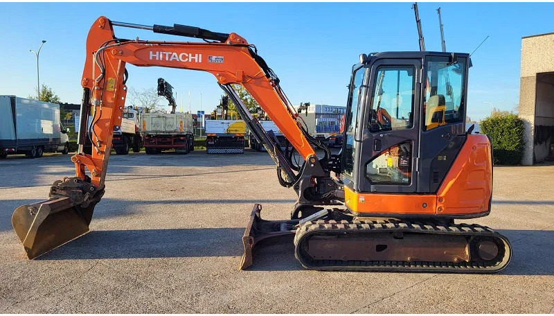 Hitachi ZX65USB-5A CLR - Pásové rýpadlo: obrázok 2 Hitachi ZX65USB-5A CLR - Pásové rýpadlo: obrázok 2