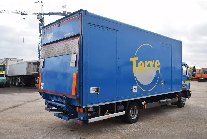 MAN L2000 - Skříňový nákladní auto: obrázok 5 MAN L2000 - Skříňový nákladní auto: obrázok 5