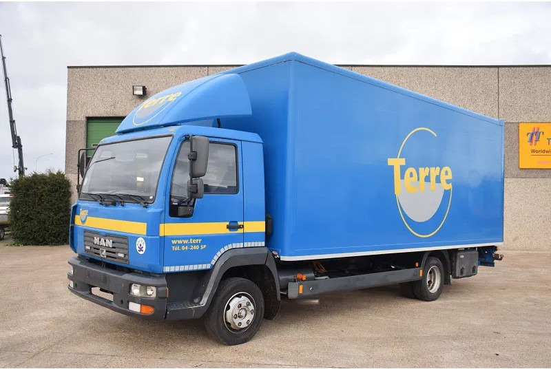 MAN L2000 - Skříňový nákladní auto: obrázok 1 MAN L2000 - Skříňový nákladní auto: obrázok 1