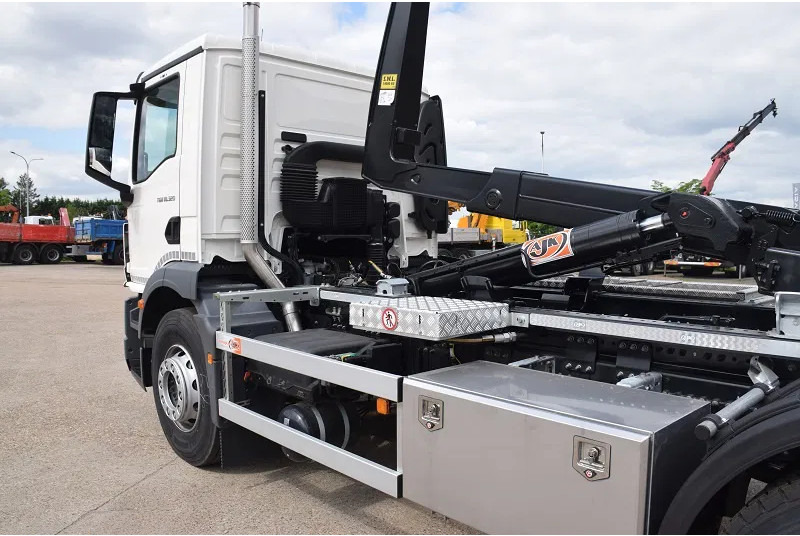 Hákový nosič kontajnerov MAN TGM 18.320: obrázok 17 Hákový nosič kontajnerov MAN TGM 18.320: obrázok 17