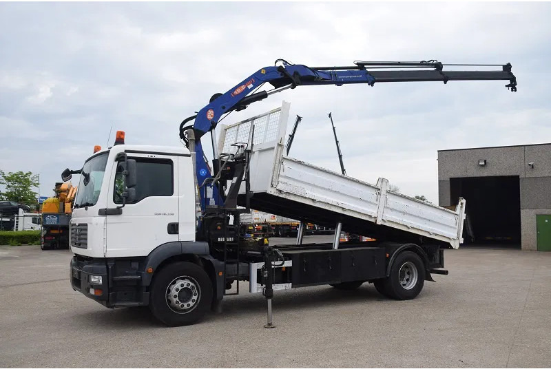 MAN TGM 18.330 - Auto s hydraulickou rukou: obrázok 2 MAN TGM 18.330 - Auto s hydraulickou rukou: obrázok 2