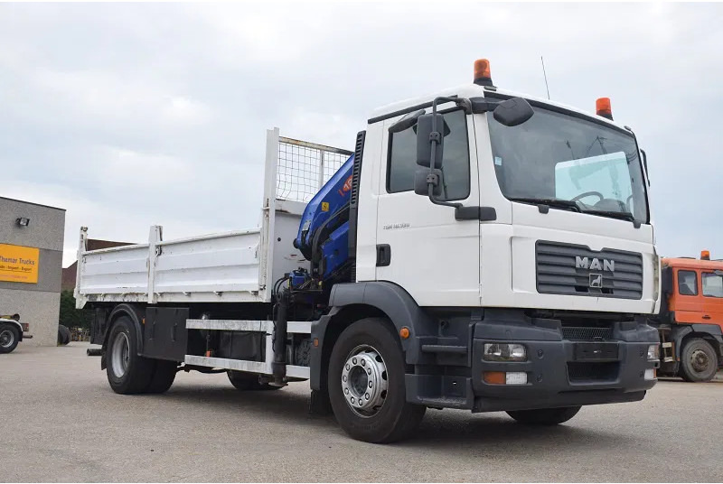 Sklápač, Auto s hydraulickou rukou MAN TGM 18.330: obrázok 6