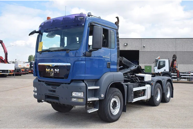 MAN TGS 33.440 - Hákový nosič kontajnerov: obrázok 2 MAN TGS 33.440 - Hákový nosič kontajnerov: obrázok 2