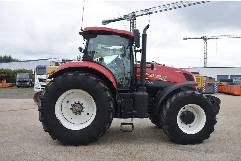 New Holland T7.270 4WD SA T7.270 4WD SA - Poľnohospodárske stroje: obrázok 5 New Holland T7.270 4WD SA T7.270 4WD SA - Poľnohospodárske stroje: obrázok 5