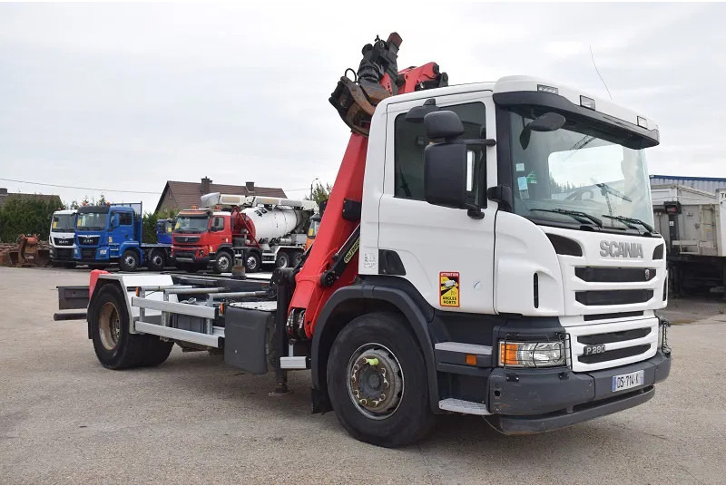 Scania P280 - Auto s hydraulickou rukou: obrázok 2 Scania P280 - Auto s hydraulickou rukou: obrázok 2