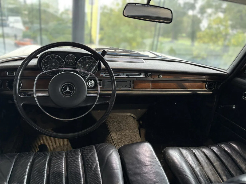 Mercedes-Benz 280SE *OldTimer*Automaat*LerenZetels*Schuifdak* - Automobil: obrázok 3 Mercedes-Benz 280SE *OldTimer*Automaat*LerenZetels*Schuifdak* - Automobil: obrázok 3