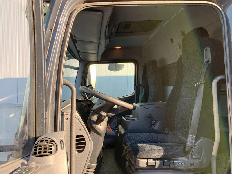 Mercedes-Benz Atego 1018 KOELING*Cruise control*Airconditioning*Geveerde bestuurdersstoel* - Skříňový nákladní auto: obrázok 2 Mercedes-Benz Atego 1018 KOELING*Cruise control*Airconditioning*Geveerde bestuurdersstoel* - Skříňový nákladní auto: obrázok 2