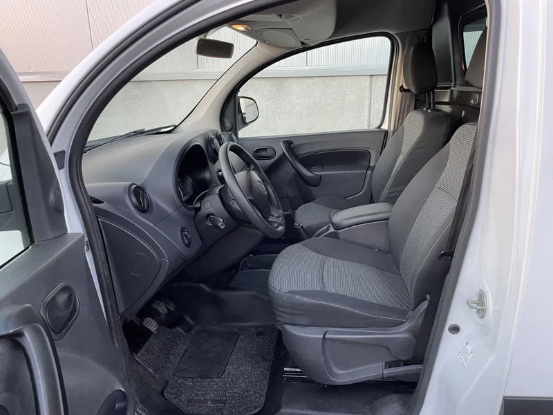 Mercedes-Benz Citan 109 CDI *Navigatie*Airco*Buitenspiegels verwarmd&elektr. verstelbaar - Malá dodávka: obrázok 3 Mercedes-Benz Citan 109 CDI *Navigatie*Airco*Buitenspiegels verwarmd&elektr. verstelbaar - Malá dodávka: obrázok 3