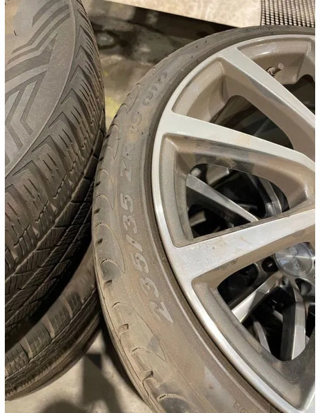 Pirelli *Brock velgen met Pirelli banden *235/35 ZR19 - Pneumatiky a disky pre Automobil: obrázok 4 Pirelli *Brock velgen met Pirelli banden *235/35 ZR19 - Pneumatiky a disky pre Automobil: obrázok 4