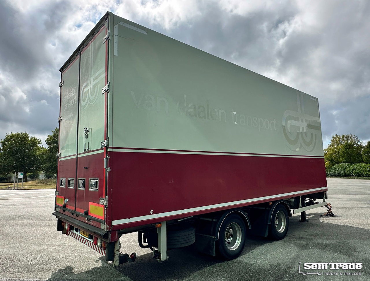 Burg 2 Axle VAN Beurden Isolated BOX TRS Cooling Good Condition Holland-Trailer - Príves chladírenské: obrázok 4 Burg 2 Axle VAN Beurden Isolated BOX TRS Cooling Good Condition Holland-Trailer - Príves chladírenské: obrázok 4