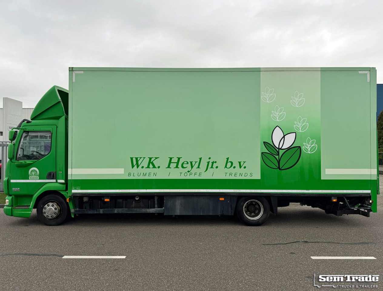 DAF LF 45 220 Euro 5 Theo Mulder Isolated BOX + Heater 585.000 KM NL-Truck Engine IN BAD Condition - Skříňový nákladní auto: obrázok 2 DAF LF 45 220 Euro 5 Theo Mulder Isolated BOX + Heater 585.000 KM NL-Truck Engine IN BAD Condition - Skříňový nákladní auto: obrázok 2