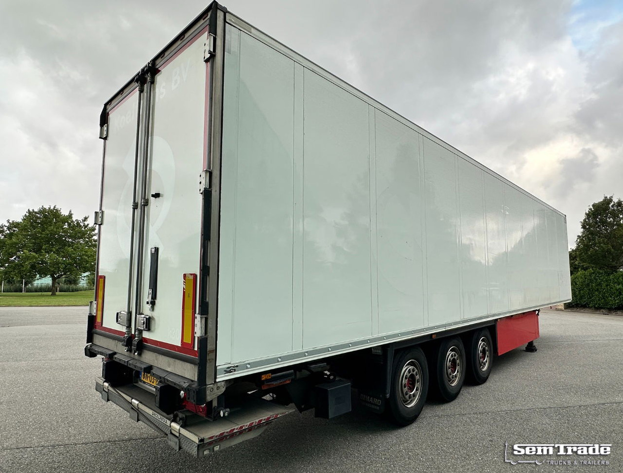Schmitz Cargobull SCBS3B Schmitz Cooling Lift Axle Dhollandia Tail Lift NL-Trailer - Náves chladírenské: obrázok 4 Schmitz Cargobull SCBS3B Schmitz Cooling Lift Axle Dhollandia Tail Lift NL-Trailer - Náves chladírenské: obrázok 4