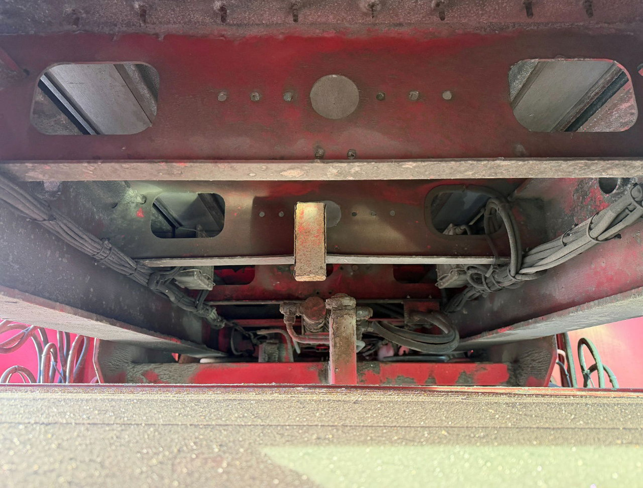 Príves skriňové Trias 812-190 Theo Mulder Isolated BOX Disc Brakes Tail Lift: obrázok 14