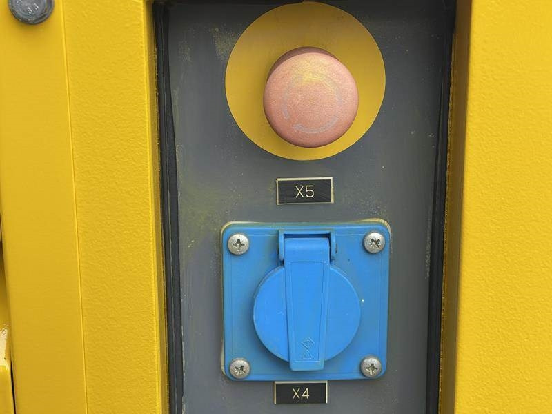 Atlas-Copco QAS 40 - Elektrický generátor: obrázok 3 Atlas-Copco QAS 40 - Elektrický generátor: obrázok 3