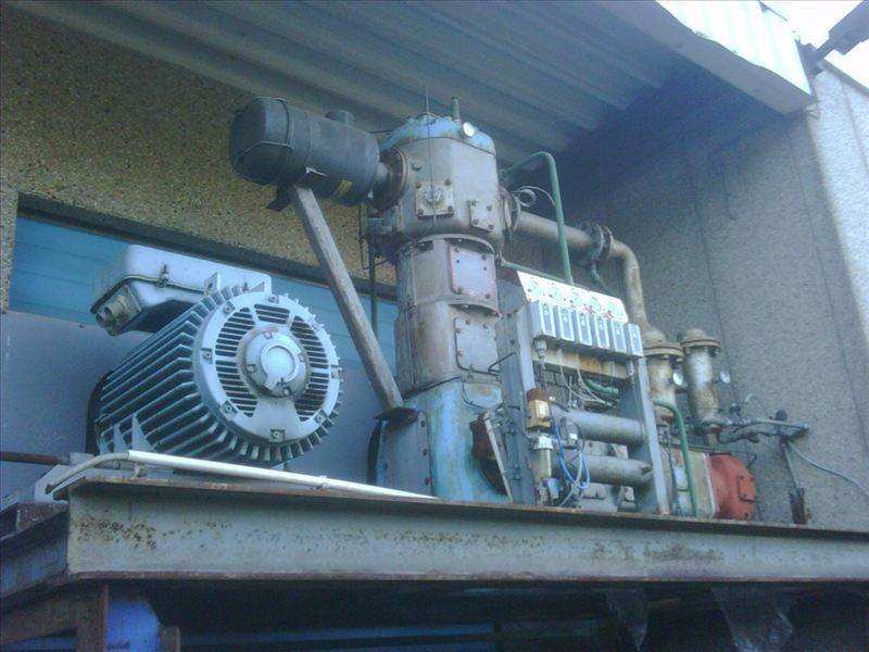 Francois CE 2S 40 SG - Vzduchový kompresor: obrázok 1 Francois CE 2S 40 SG - Vzduchový kompresor: obrázok 1