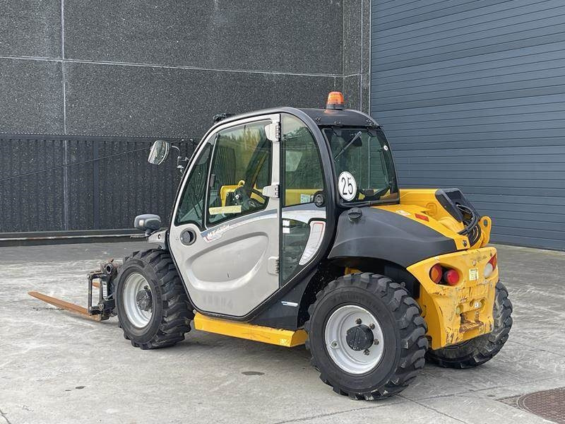 Manitou MT 420 H - Teleskopický nakladač: obrázok 3 Manitou MT 420 H - Teleskopický nakladač: obrázok 3