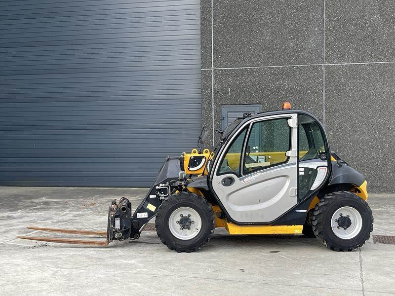 Manitou MT 420 H - Teleskopický nakladač: obrázok 2 Manitou MT 420 H - Teleskopický nakladač: obrázok 2