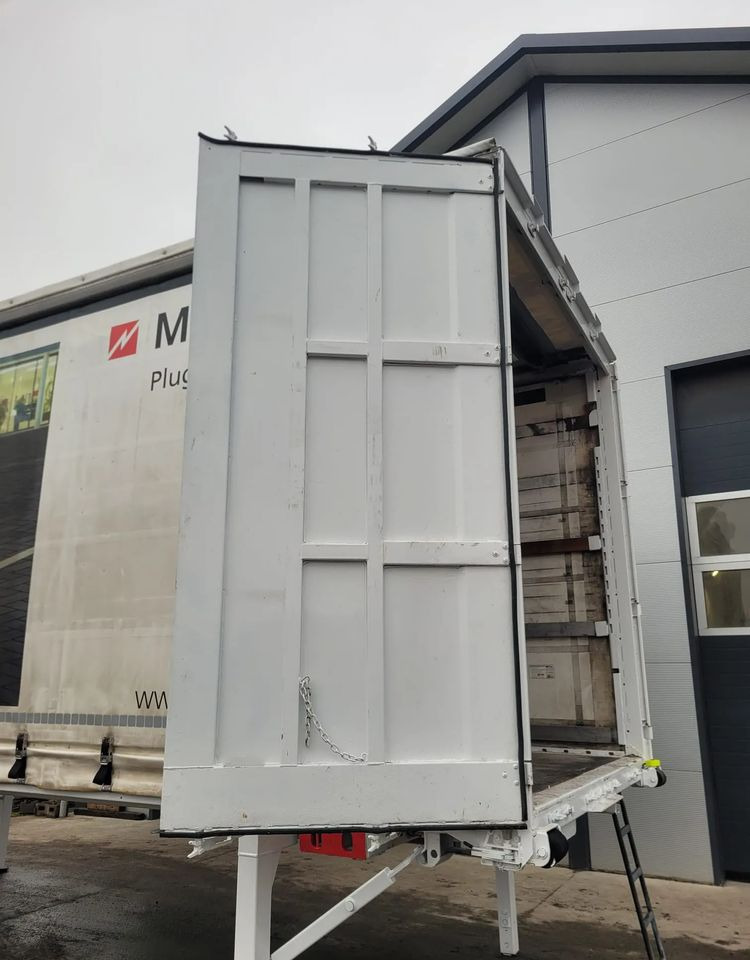 Krone Zabudowa BDF Krone 7,45m - Plachtová nadstavba: obrázok 4 Krone Zabudowa BDF Krone 7,45m - Plachtová nadstavba: obrázok 4